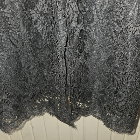 Chic Black Lace Midi Dress - Picture 5 of 5
